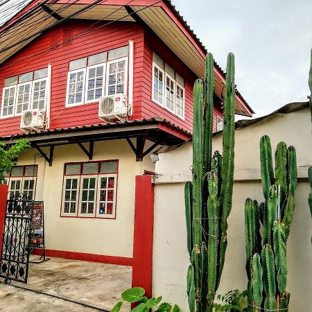 Champion Hostel 2 (Adults Only) Чіангмай Екстер'єр фото